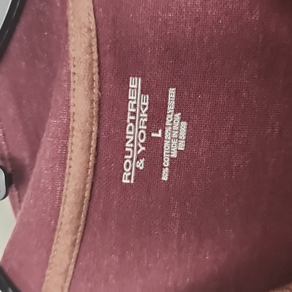 ROUNDTREE & YORK MEN'S SWEATER - Picture 5 of 10